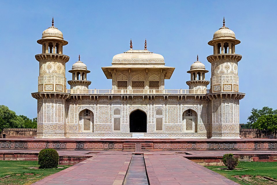 Itmad ud Daulah tomb Agra